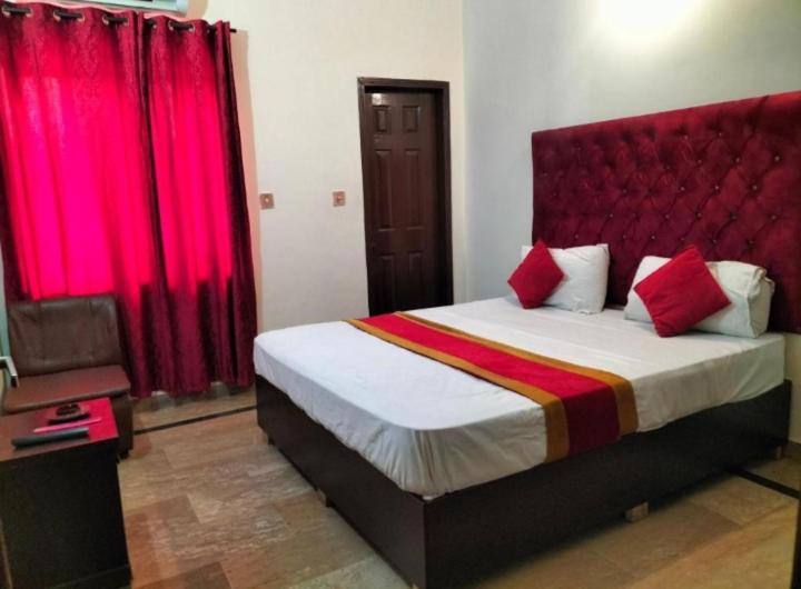 Second Home Family Hotel