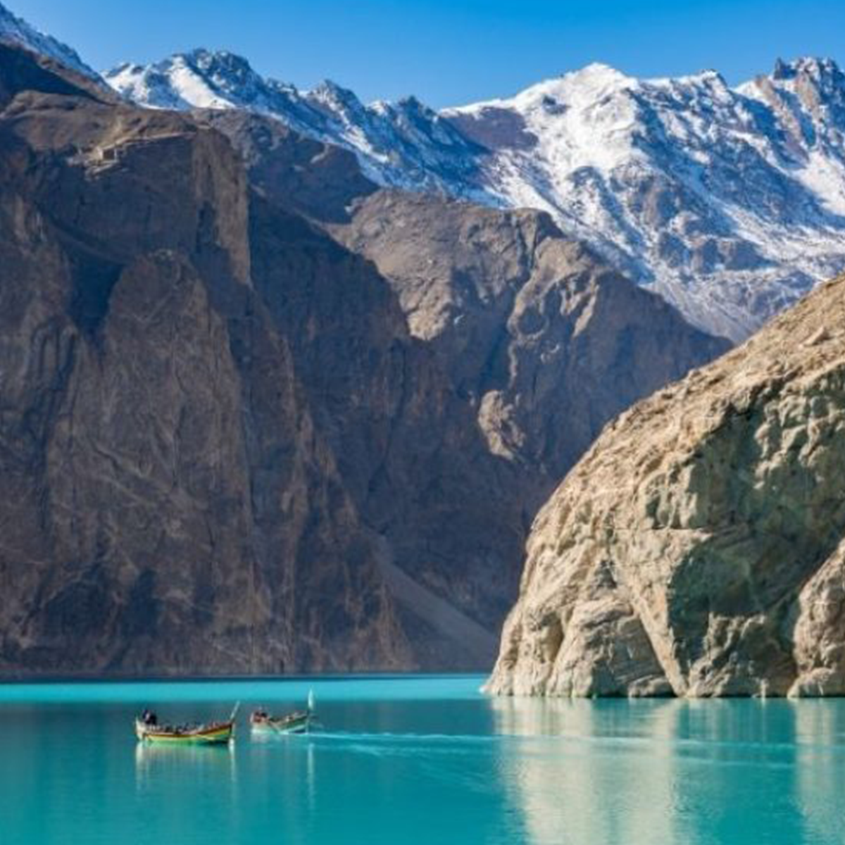 Hunza & Skardu-15 Days Honeymoon Tour