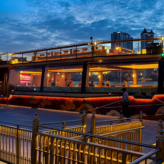 Karachi Luxury Cruise Dinner