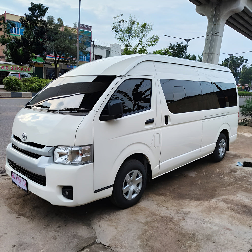 Toyota Hiace –  Van Rental Pakistan