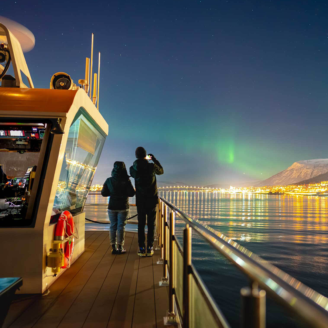 Karachi Luxury Cruise Dinner