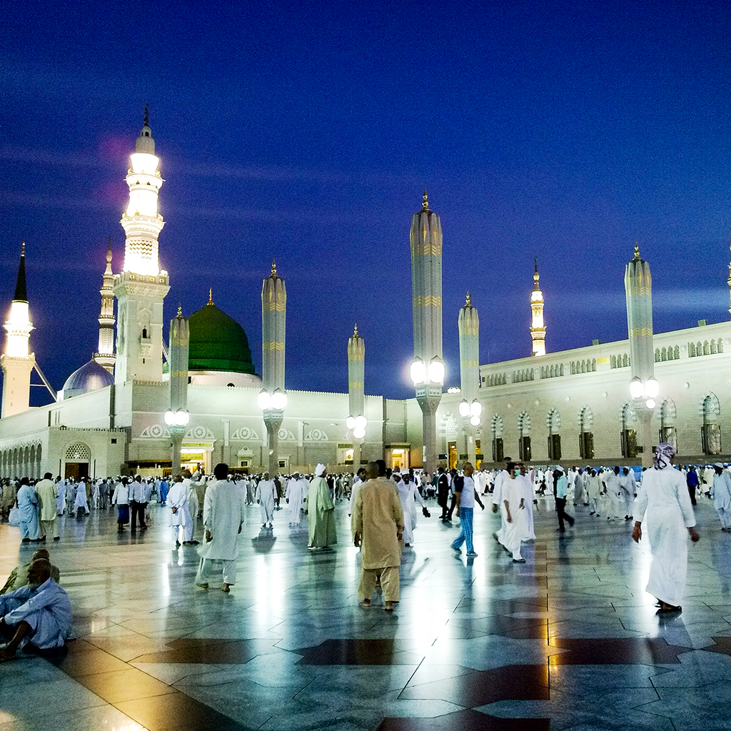 Executive Umrah Package (15 Days) – From Karachi