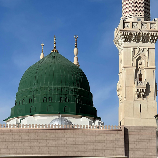 Standard Umrah Package (15 Days) – From Karachi