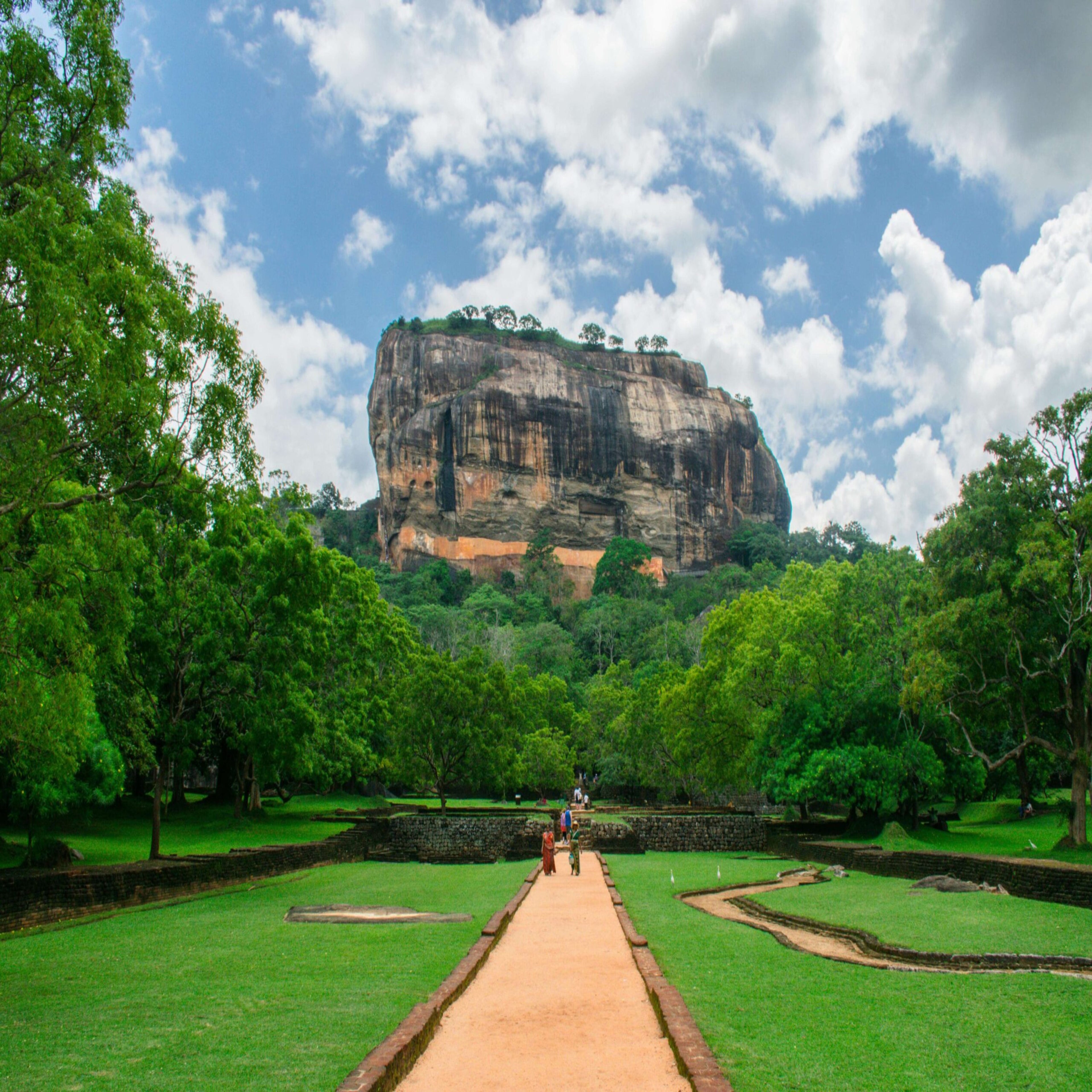 Sri Lanka Tour Package - 6 Days (Sigiriya - Kandy - Ella - Bentota)